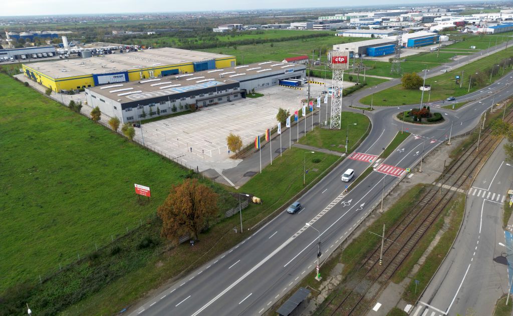 Western Logistics Oradea inchiriere hale industriale Oradea nord-vest vedere curte interioara