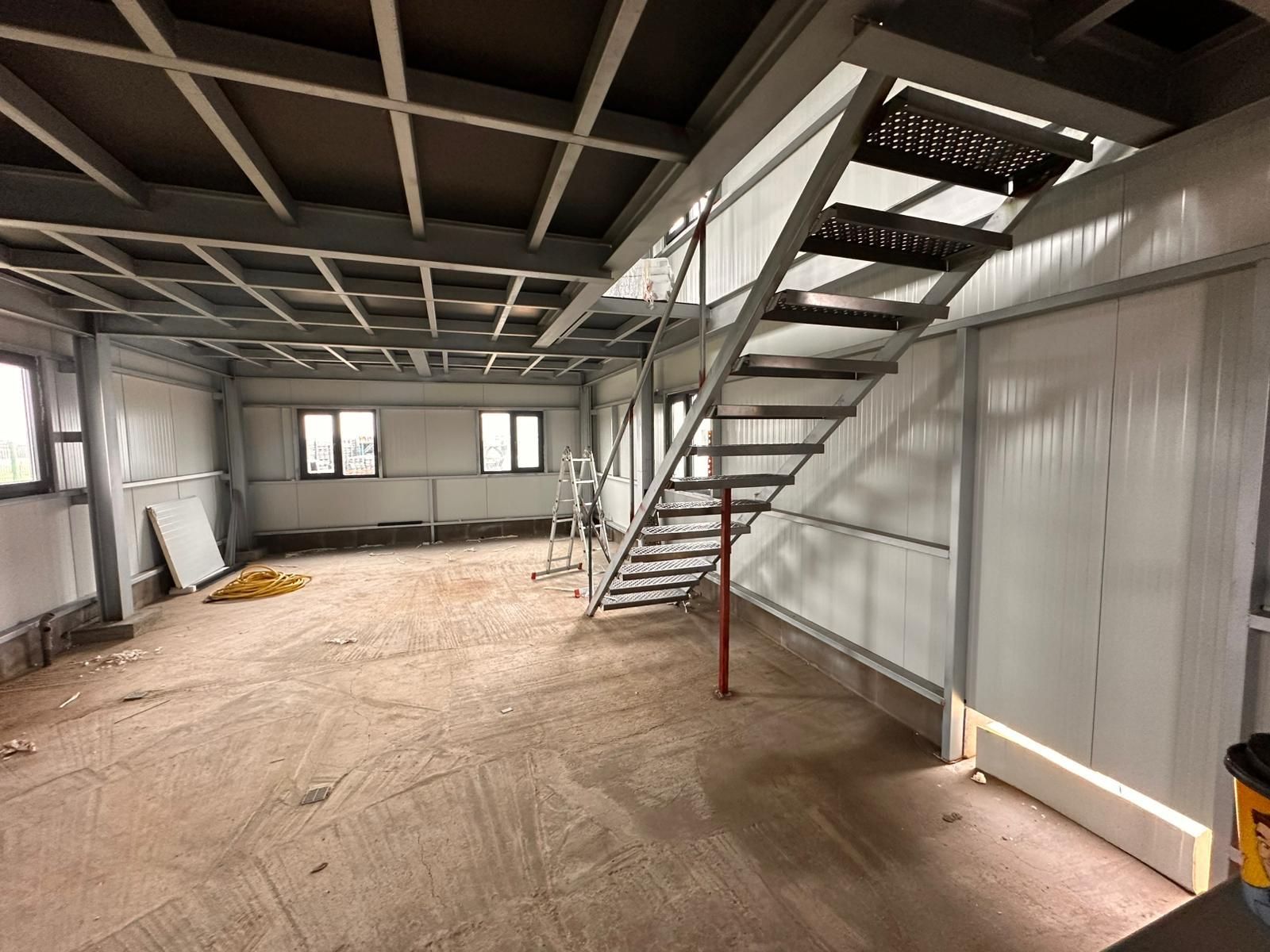 Hala-de-inchiriat-interior