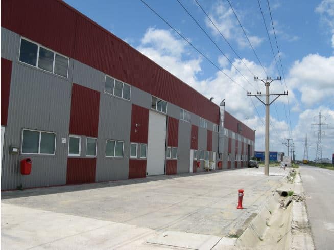 Imotrust ZIV- hale industriale de vanzare Arad vest, imagine hala din lateral