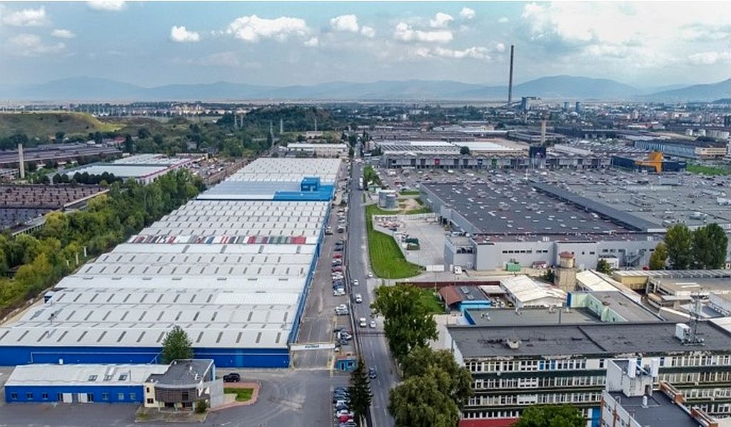 Sofimat Logistic Center spatii de depozitare sau productie Brasov nord, vedere ansamblu