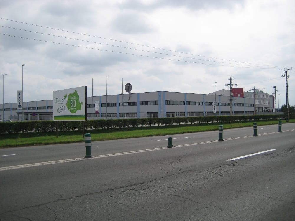 Geox Timisoara inchiriere spatiu productie si spatiu depozitare Timisoara  sud gard imprejmuire incinta
