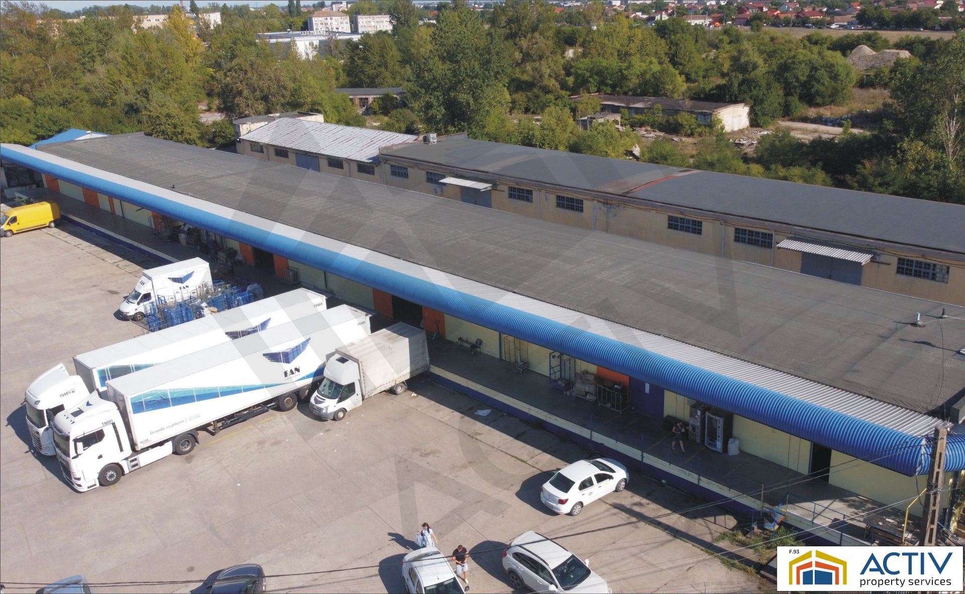 Hala de inchiriat Timisoara vedere acoperis.JPG