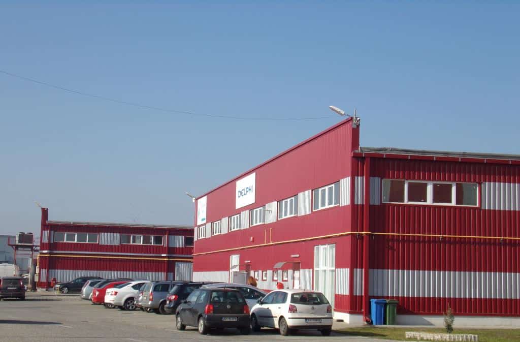 Parc Industrial UTA 2 hale de vanzare Hale de vanzare in Parcul Industrial UTA 2 in nordul municipiului Arad, vedere parcare 